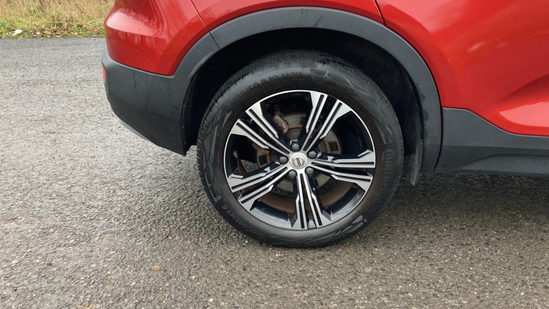 Volvo Xc40 2.0 B4P Inscription Pro 5dr Auto Petrol Estate